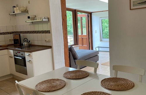 Heiligendamm Apartment | Bright vacation apartment, family-friendly, in a quiet location, close to the beach, 4 persons