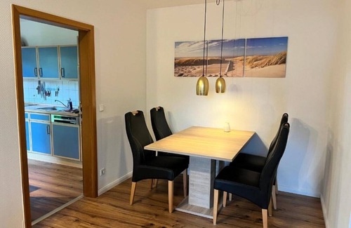Zinnowitz Apartment | Bright vacation apartment with communal garden in a quiet location