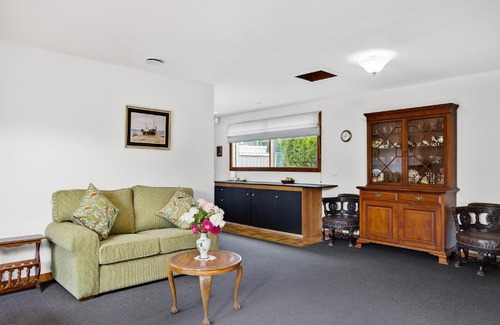 Howden Bed & Breakfast | Brightwater Bed and Breakfast