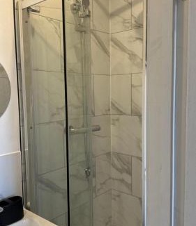 Bensham Manor Apartment | Brigstock 6