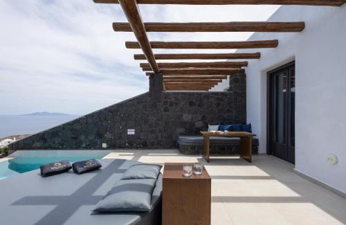 Imerovigli Apartment | Brilliance Suites