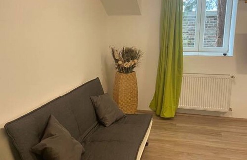Stuwerviertel Apartment | Brilliant Souterrain Apt. - Prater Amuesement Park