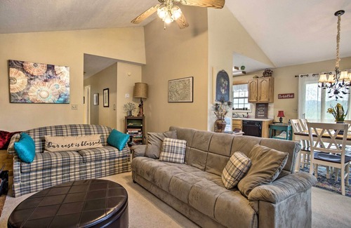 Burnsville Cottage | Bring a Pet: Cozy Burnsville Cottage w/Fire Pit!