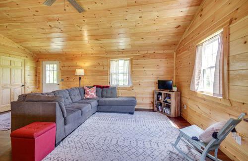 Urbana House | Bring Your Boat Cabin with Lake Access in Halfway