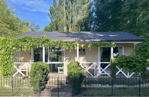 Lincoln Cottage | Bringing the countryside home
