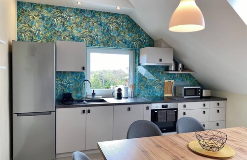 Balatonalmadi Apartment | Brisa Balaton - modern apartment w/lake view