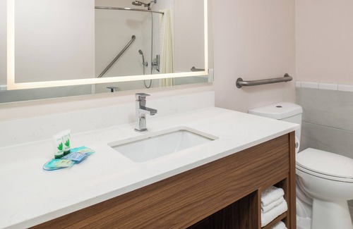 Leucadia Hotel | Brisa Pacific Hotel Encinitas