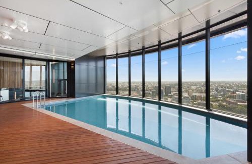 Brisbane Central Business District Apartment | Brisbane Skytower by CLLIX