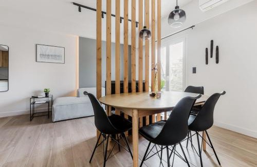 Petralona Apartment | Brisk - Chic 1 Bedroom Apartment in Athens