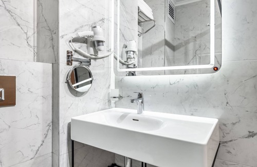 Gumussuyu Mahallesi Hotel | Bristol Hotel
