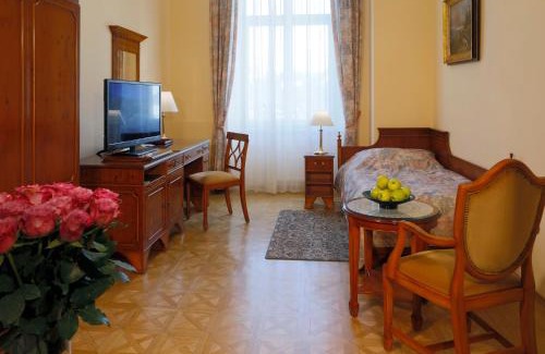 City Centre Hotel | Bristol Kralovska Vila