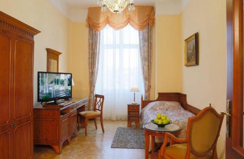 City Centre Hotel | Bristol Kralovska Vila