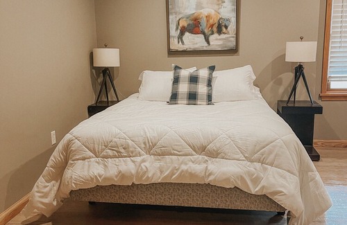 Naples Cabin | Bristol View Lodge Mountainside