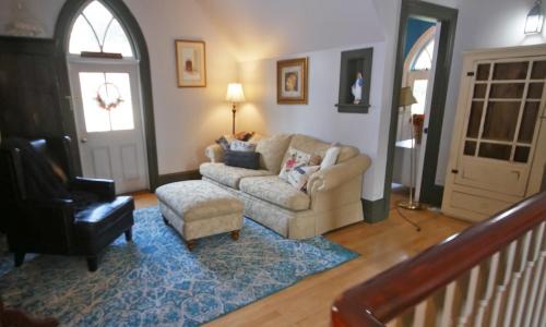 Elmira Bed & Breakfast | Bristow's Inn 1860 Historic Victorian Home