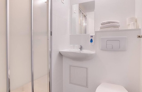 Sennece-les-Macon Hotel | Brit Hôtel Mâcon Nord