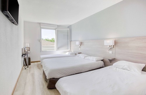 Clermont-l'Herault Hotel | Brit Hotel Clermont L'Herault