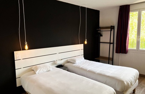 Gien Hotel | Brit Hotel Confort Gien