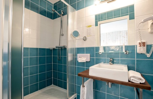 Concarneau Hotel | Brit Hotel Des Halles