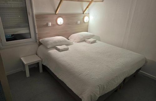Jaunay-Clan Hotel | Brit Hotel Essentiel Poitiers Gare du Futuroscope