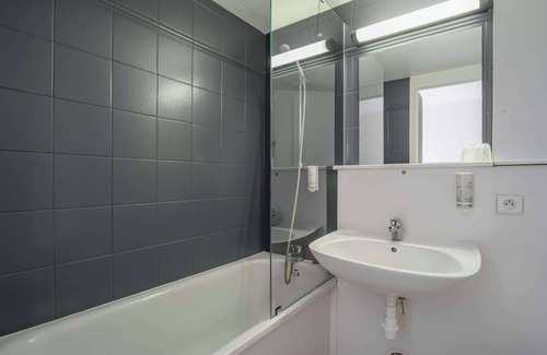 La Neuvillette Hotel | Brit Hotel Reims la Neuvillette
