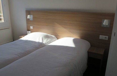 Val-de-Reuil Hotel | Brit Hotel Rouen Sud/Val De Reuil