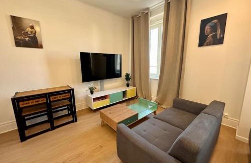 Haussonville-Blandan-Mon Desert-Saurupt Apartment | Britich 3D: Suite spa privé, clim, thermal/Artem