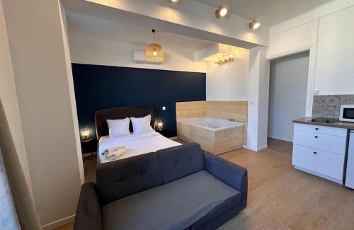 Haussonville-Blandan-Mon Desert-Saurupt Apartment | Britich 3D: Suite spa privé, clim, thermal/Artem