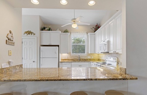 Gulf Trace House | Broad Reach - Gulf Trace Community, 30A, Private Pool, Steps to the Sand!