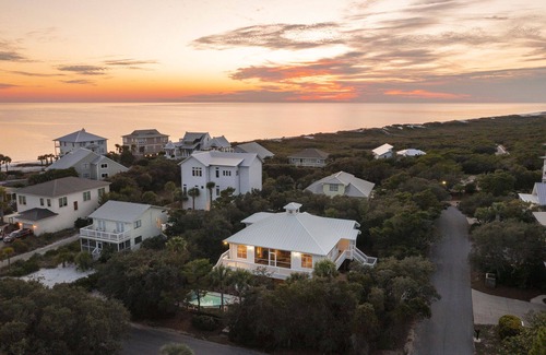 Gulf Trace House | Broad Reach - Gulf Trace Community, 30A, Private Pool, Steps to the Sand!