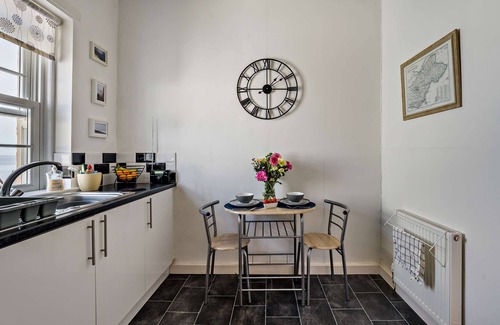 West Wemyss Apartment | Broad Wynd - One Bedroom Apartment, Sleeps 2