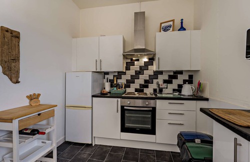 West Wemyss Apartment | Broad Wynd - One Bedroom Apartment, Sleeps 2