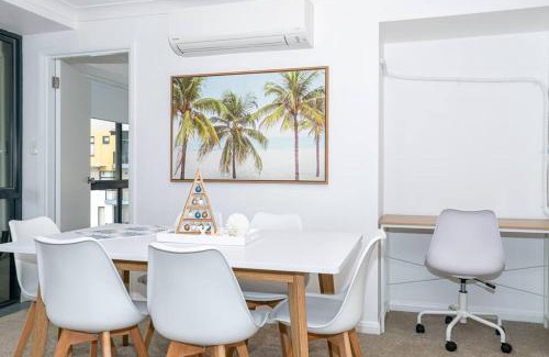Broadbeach Apartment | Broadbeach Victoria Square