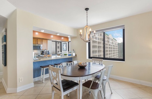 Ono Island Condo | Broadmoor 901 by Liquid Life