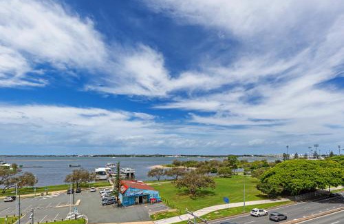 Southport Apartment | Broadwater view in southport 1b