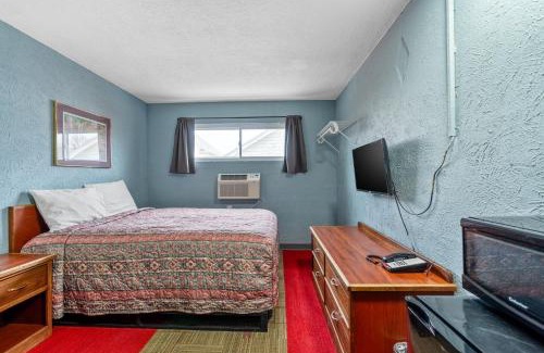 Council Bluffs Hotel | Broadway Inn