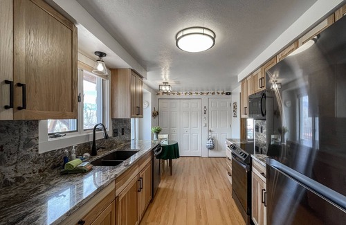 Buena Vista House | Brock Haus Log Home on Cottonwood Creek - Truly Magnificent!
