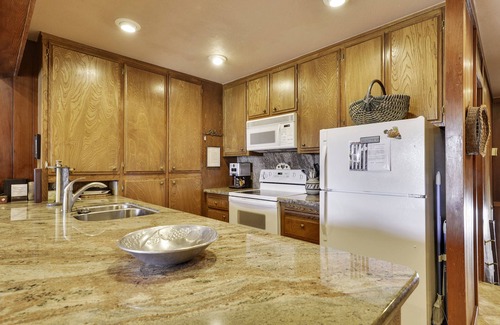 Brockway Condo | Brockway Shores Charmer - Lakefront Near Northstar!