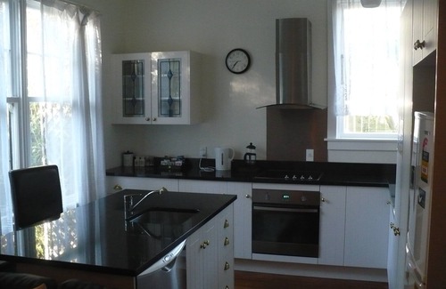 Riccarton Cottage | Brockworth Cottage -Charming Character with Modern Amenities
