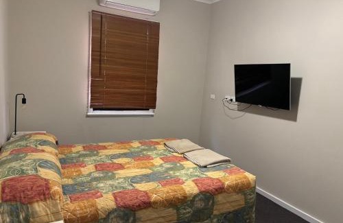Broken Hill Hotel | Broken Hill Tourist Lodge
