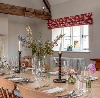 Brokenborough House | Brokenborough Farmhouse