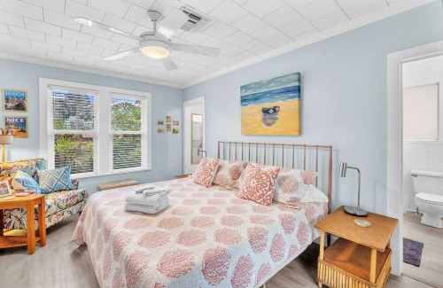 Tarpon River House | Bromeliad Bungalow - Downtown Cottage
