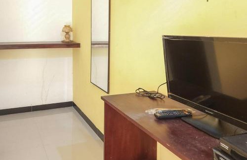 Probolinggo Hotel | Bromo 22 Homestay Syariah near Terminal Bayuangga Probolinggo Mitra RedDoorz