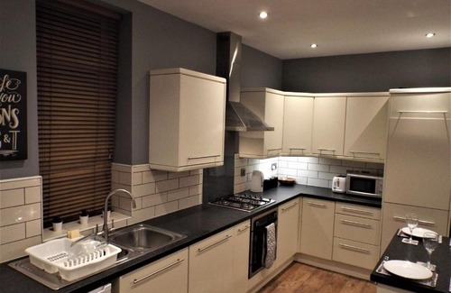 Haworth House | Bronte Cinema Cottage At Haworth