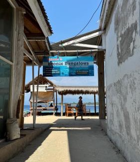 Gili Meno Hotel | Bronze Bungalows
