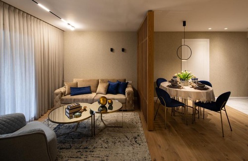 Jerusalem Apartment | Bronze By JE