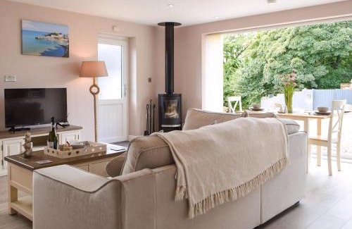 Tavernspite House | Brook View Cottage