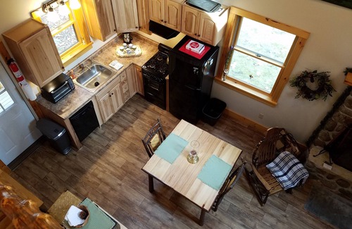 Keene Valley Cabin | Brookside Cabin in the Woods
