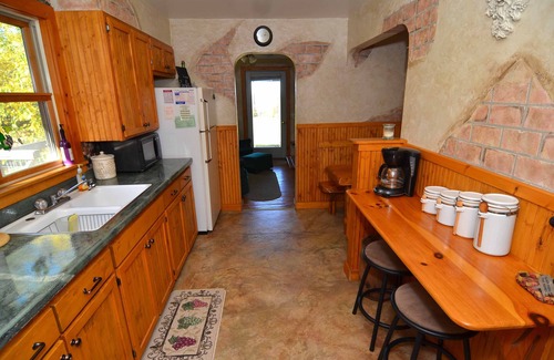 Grand View House | Brookside Cottage in Grand View