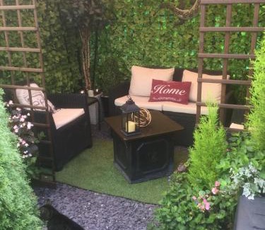 Chester Hotel | Brookside Hotel & Restaurant ,Suitable for Solo Travelers Couples Educational Groups & Families welcome