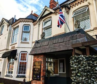 Chester Hotel | Brookside Hotel & Restaurant ,Suitable for Solo Travelers Couples Educational Groups & Families welcome